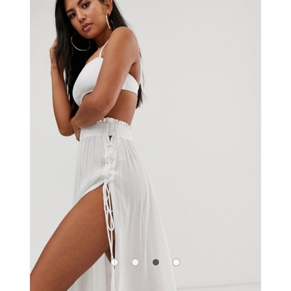 ASOS DESIGN maxi beach skirt with lace up sides in - Picture 3 of 4